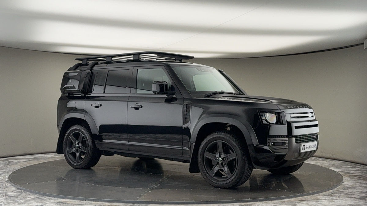 More views of Land Rover Defender 110