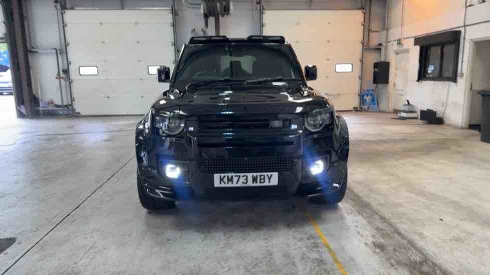 More views of Land Rover Defender 110