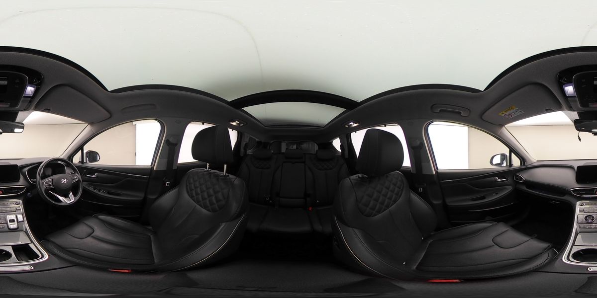More views of Hyundai Santa Fe