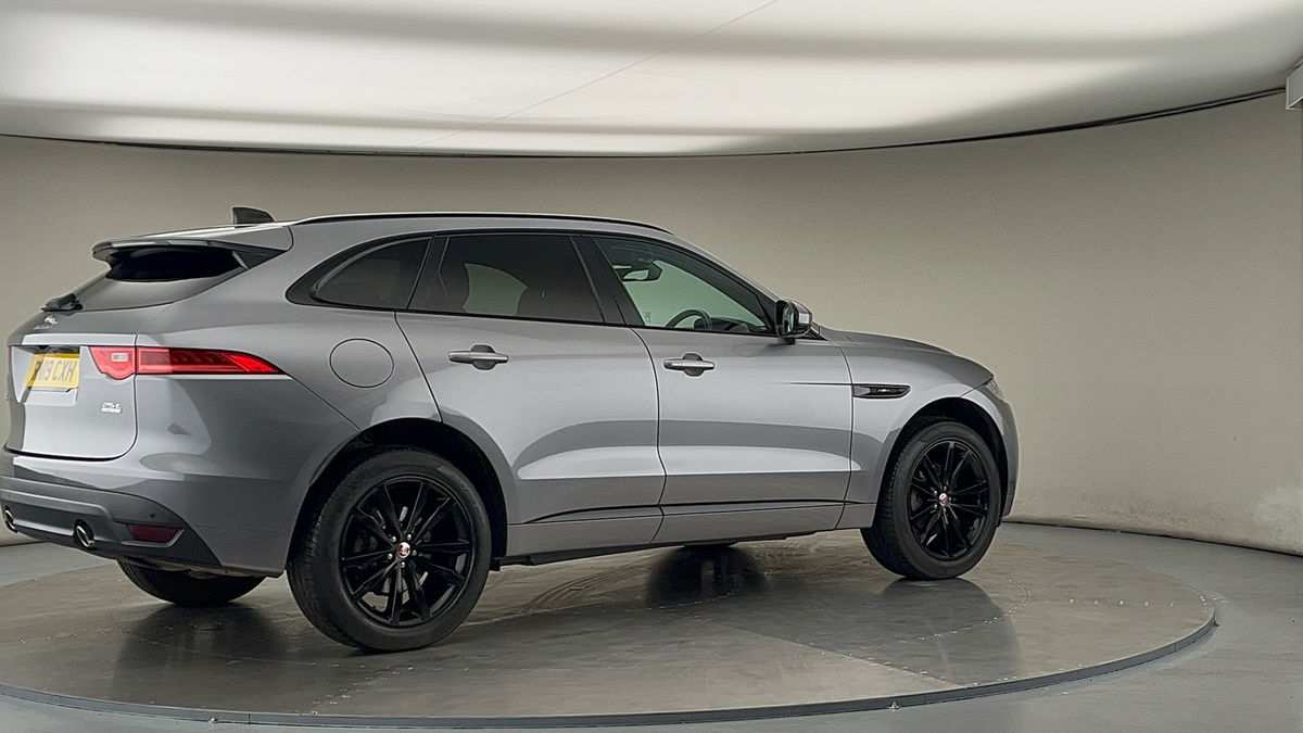 More views of Jaguar F-PACE