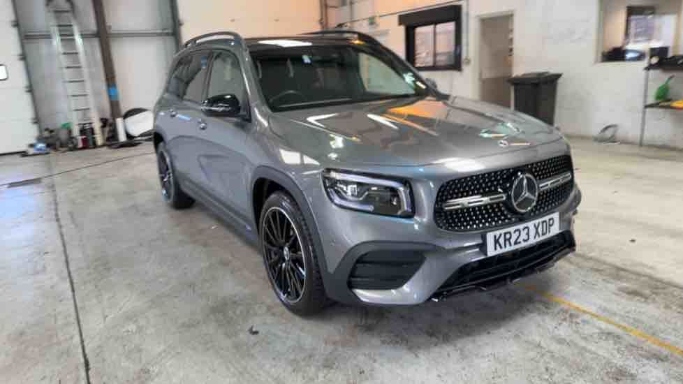More views of Mercedes-Benz GLB