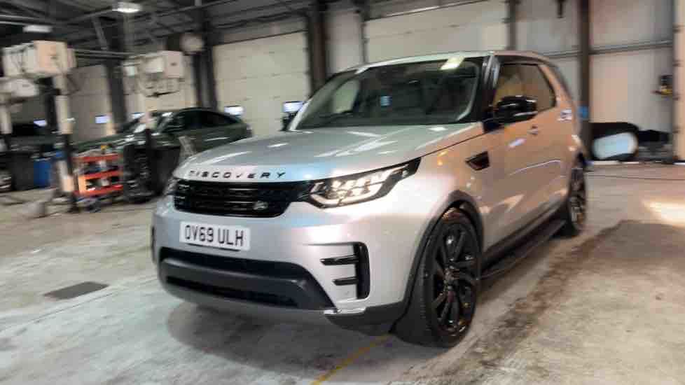 More views of Land Rover Discovery