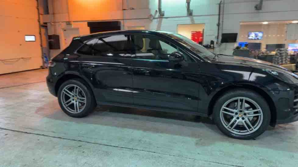 More views of Porsche Macan