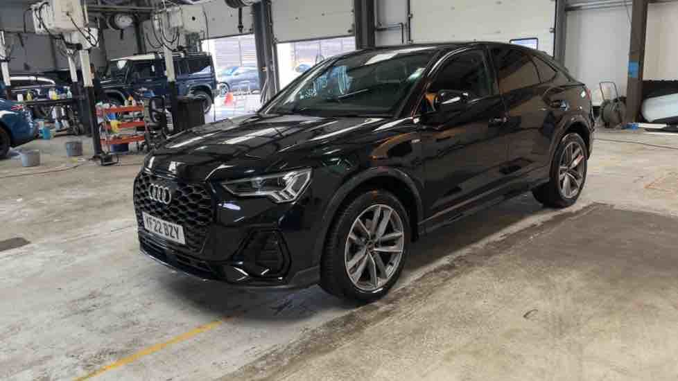 More views of Audi Q3