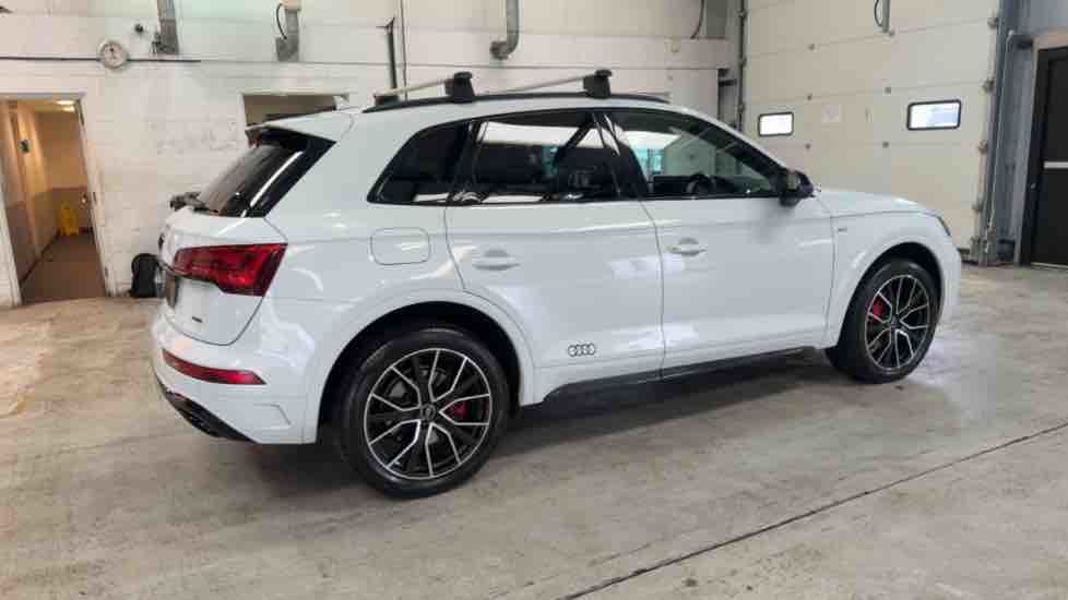 More views of Audi Q5