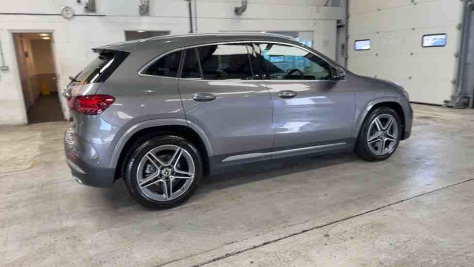 More views of Mercedes-Benz GLA