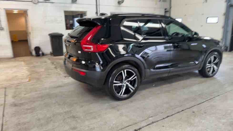 More views of Volvo XC40