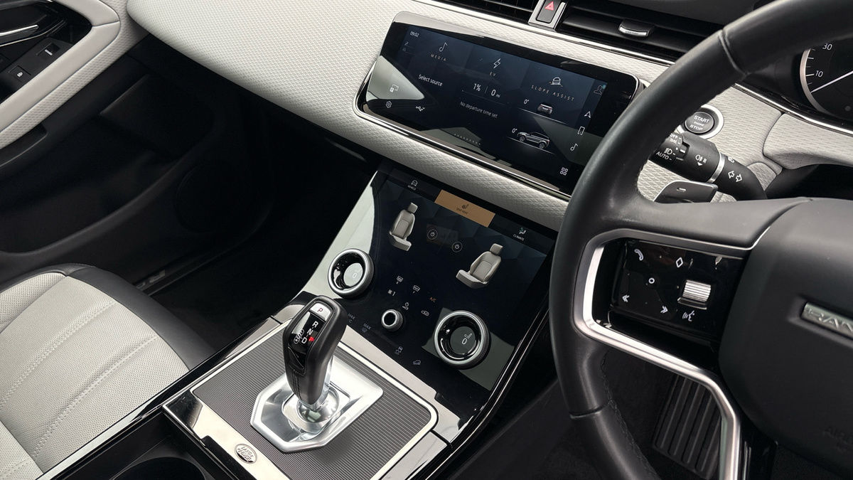 Land Rover Range Rover Evoque Image 18