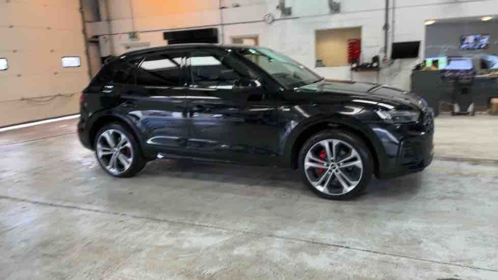 More views of Audi Q5