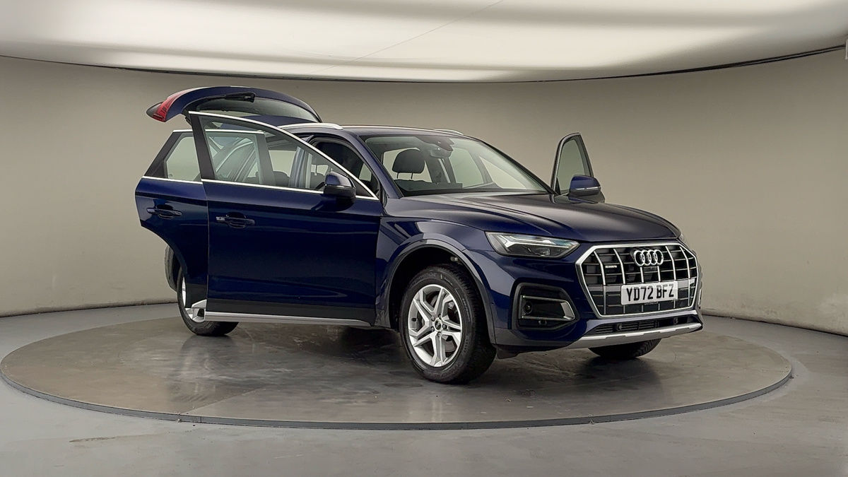 More views of Audi Q5