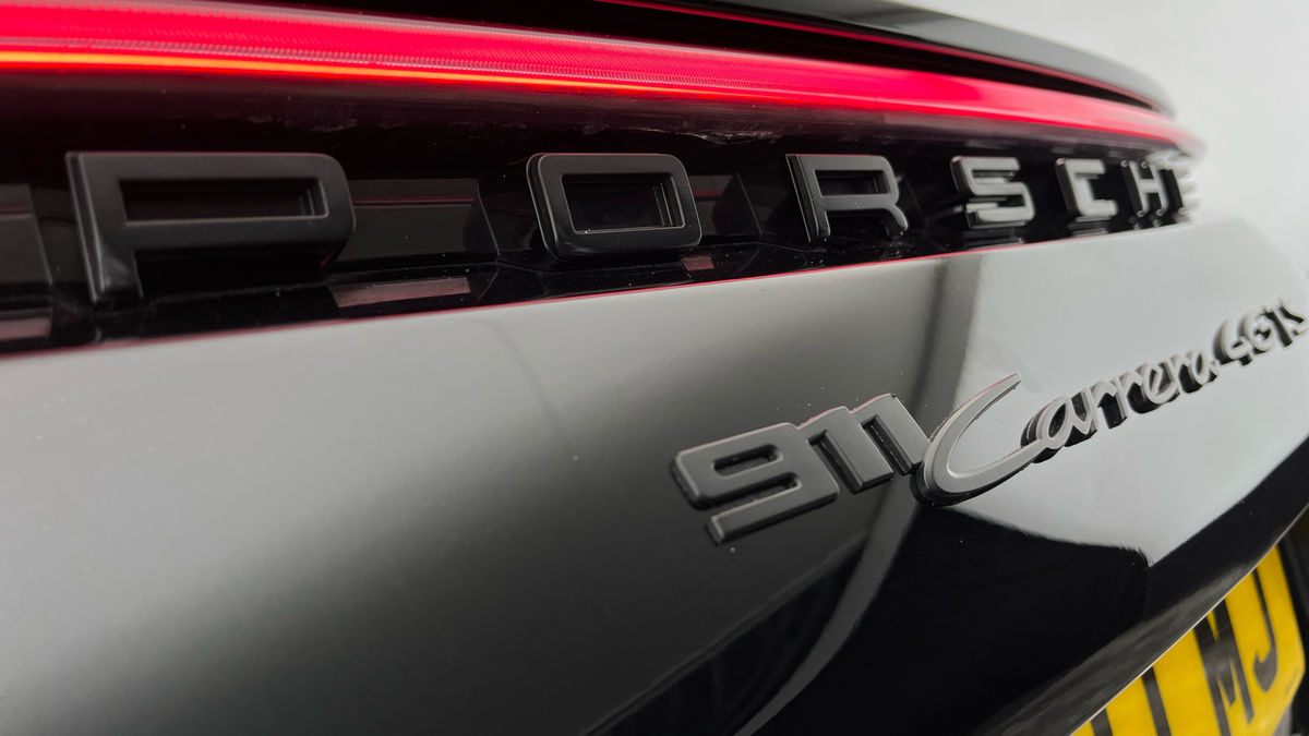 Porsche 911 Image 29