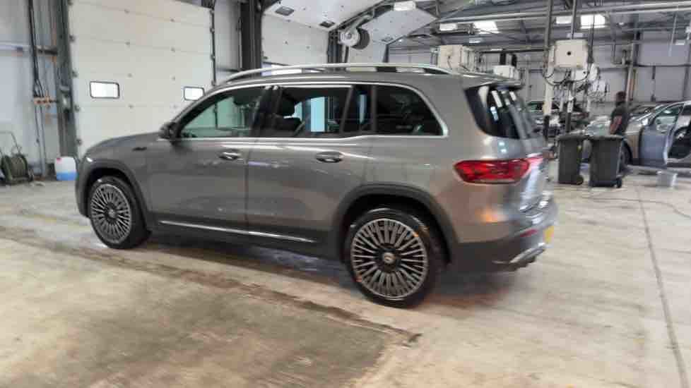 More views of Mercedes-Benz EQB