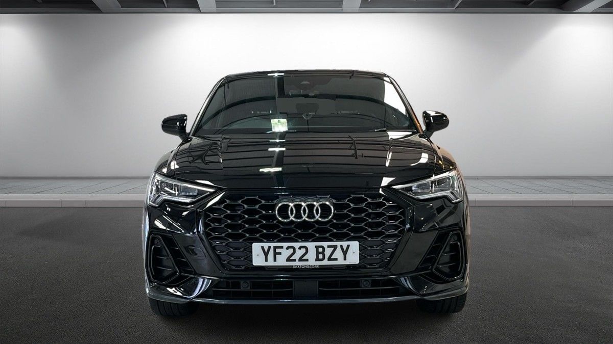 Audi Q3 Image 3