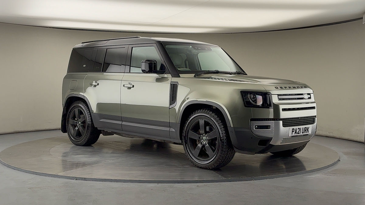 More views of Land Rover Defender 110