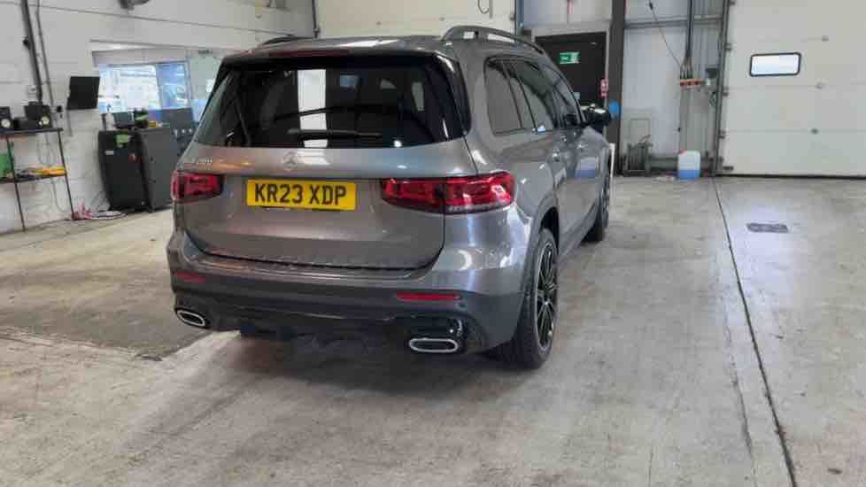More views of Mercedes-Benz GLB