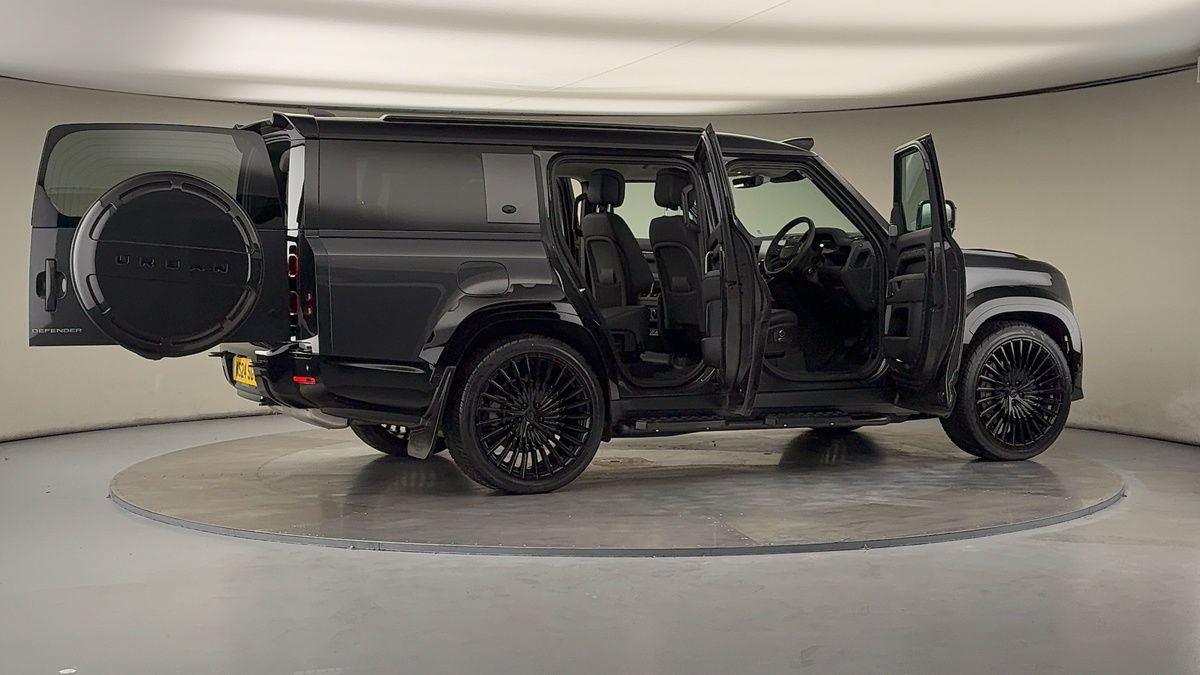 More views of Land Rover Defender 130