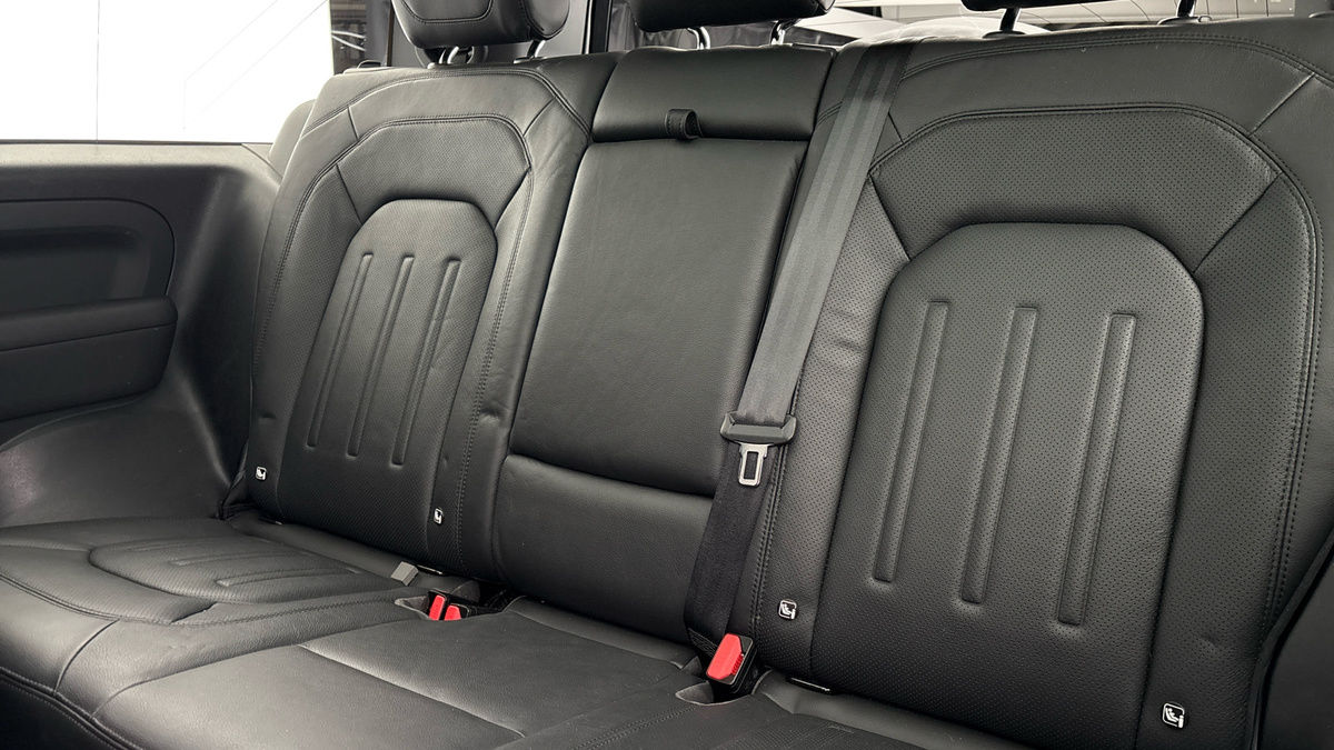 Land Rover Defender 90 Urban Image 8