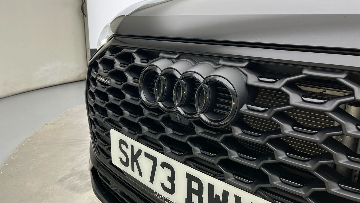 Audi Q3 Image 24