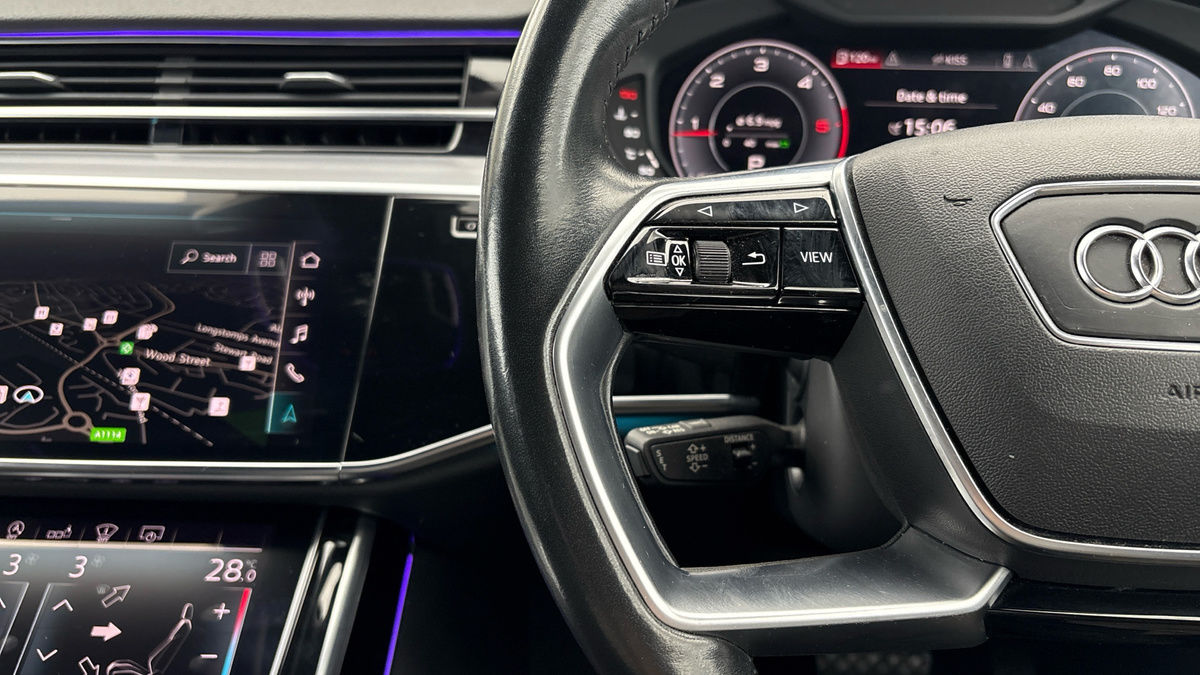 Audi A8 Image 19