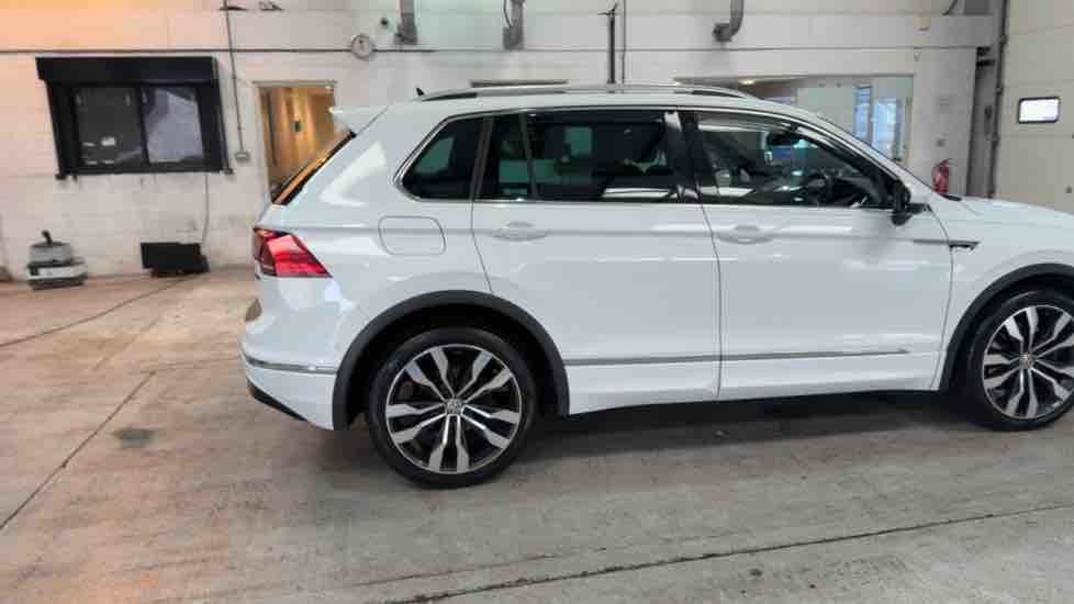 More views of Volkswagen Tiguan