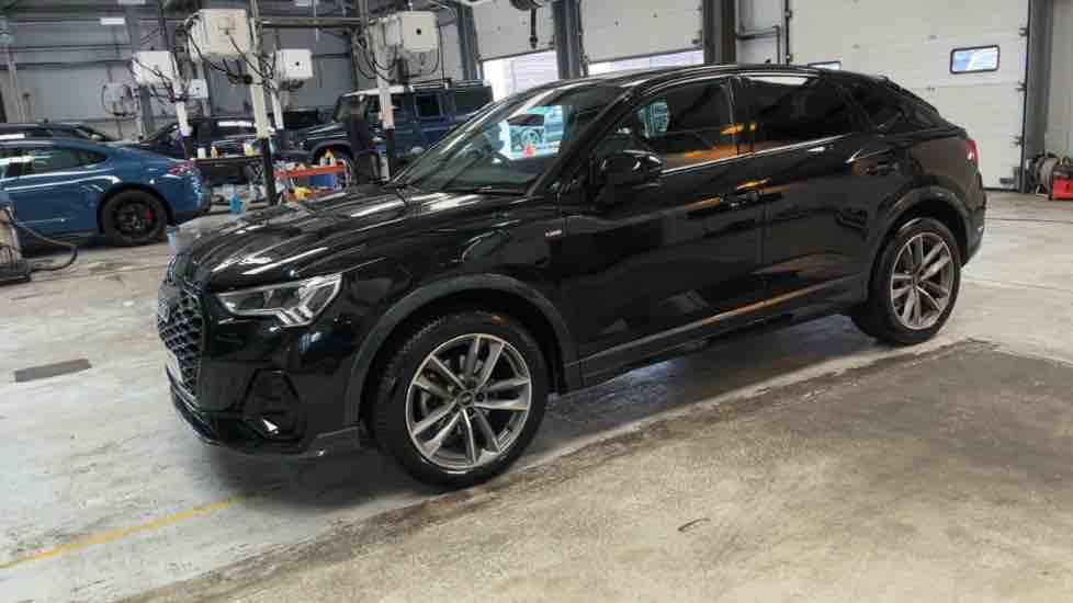 More views of Audi Q3