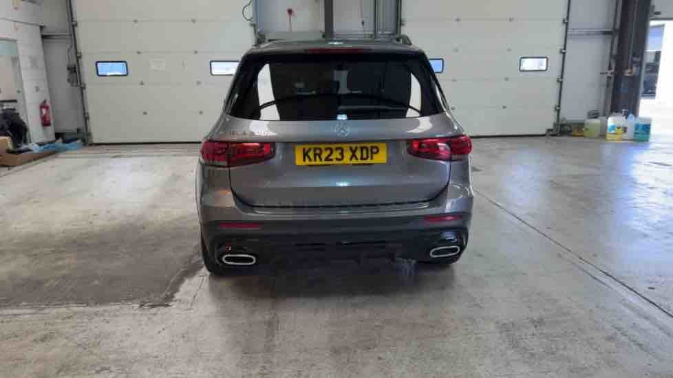 More views of Mercedes-Benz GLB