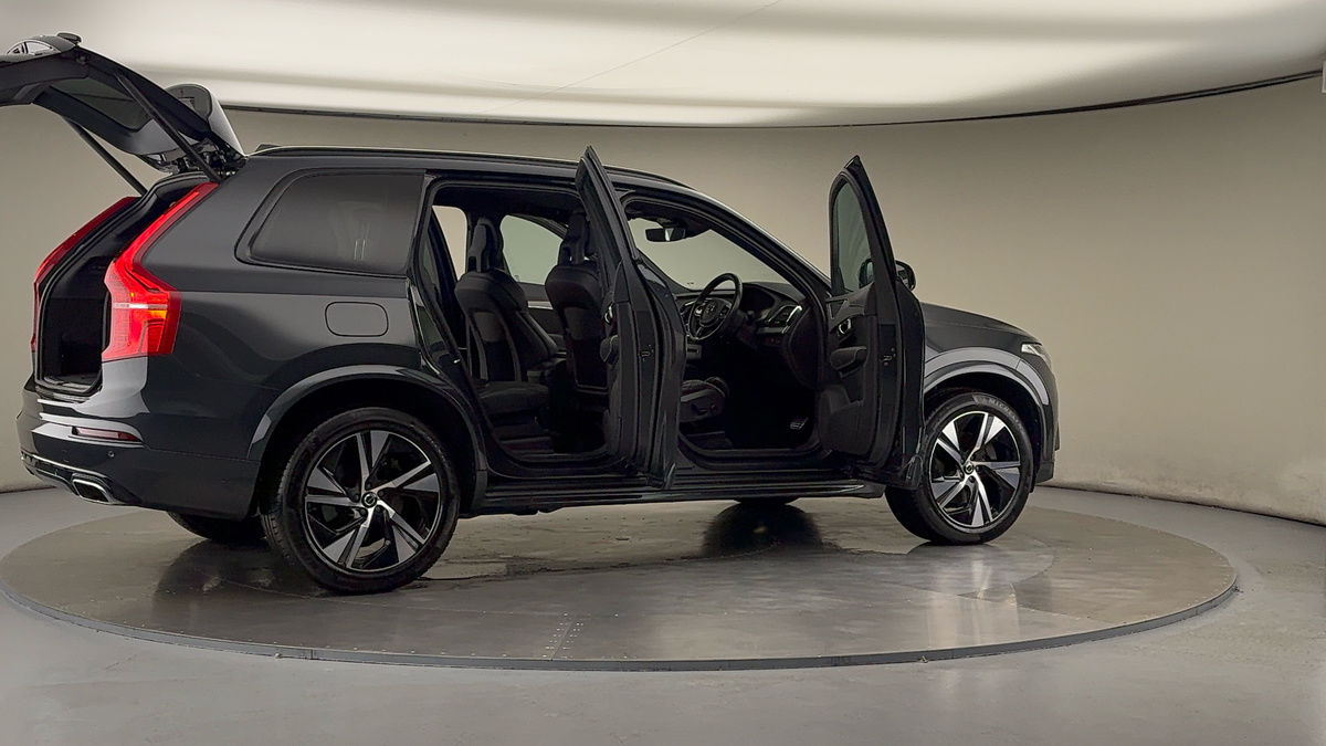 More views of Volvo XC90