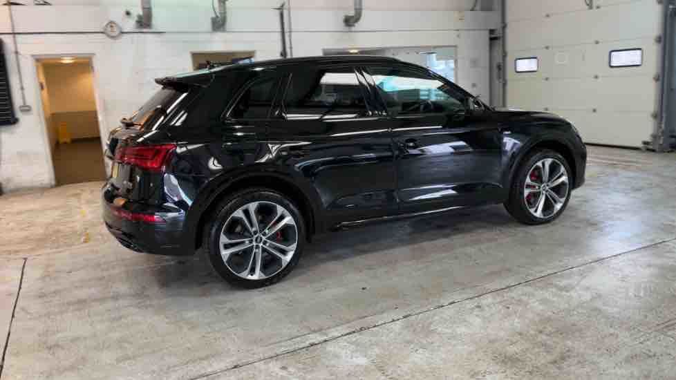 More views of Audi Q5