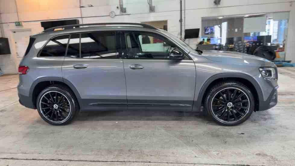 More views of Mercedes-Benz GLB