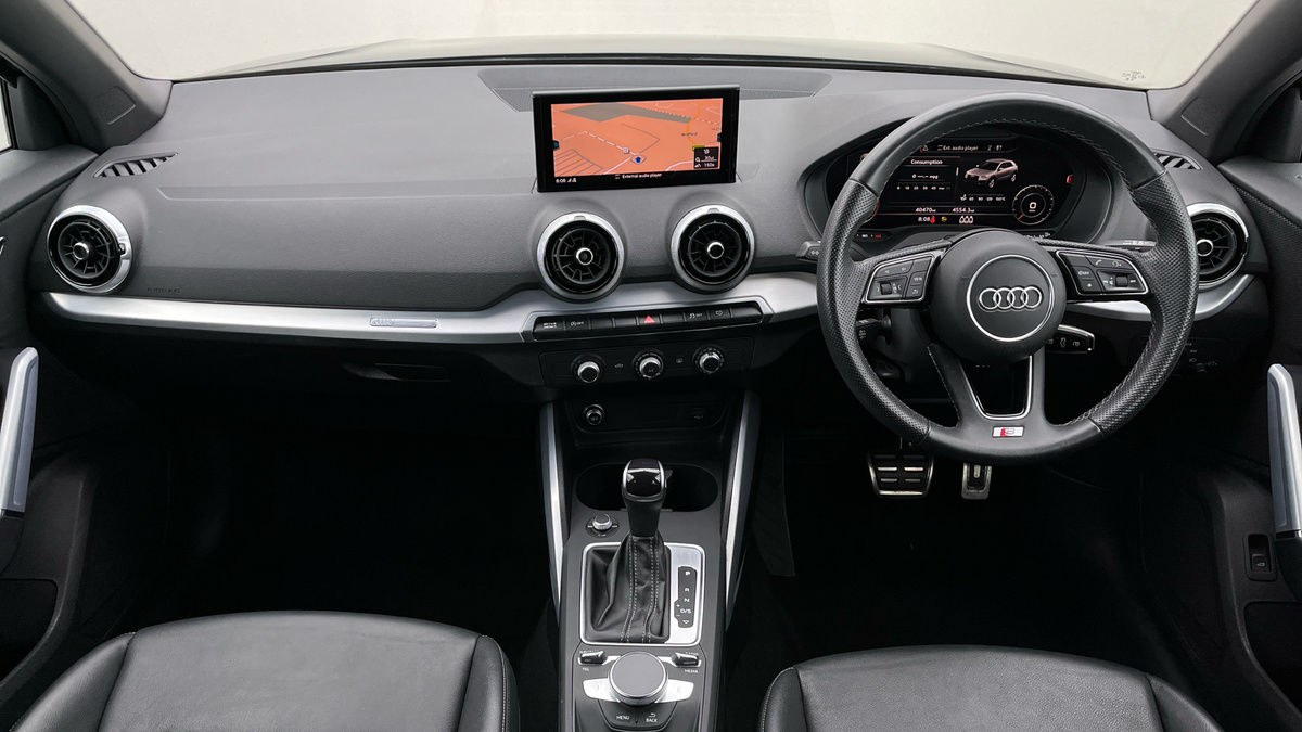 Audi Q2 Image 12