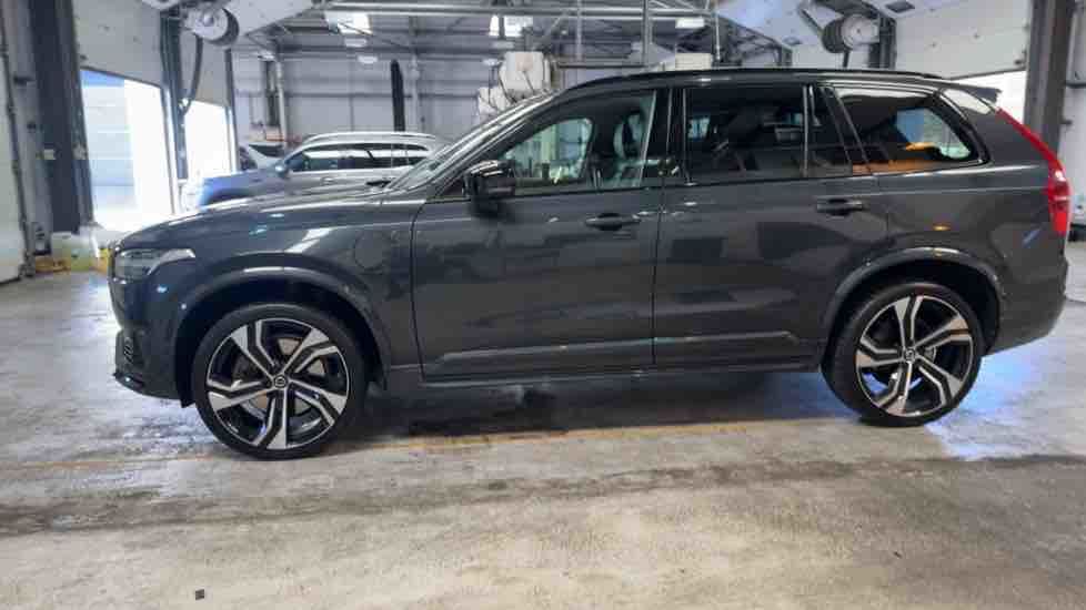 More views of Volvo XC90
