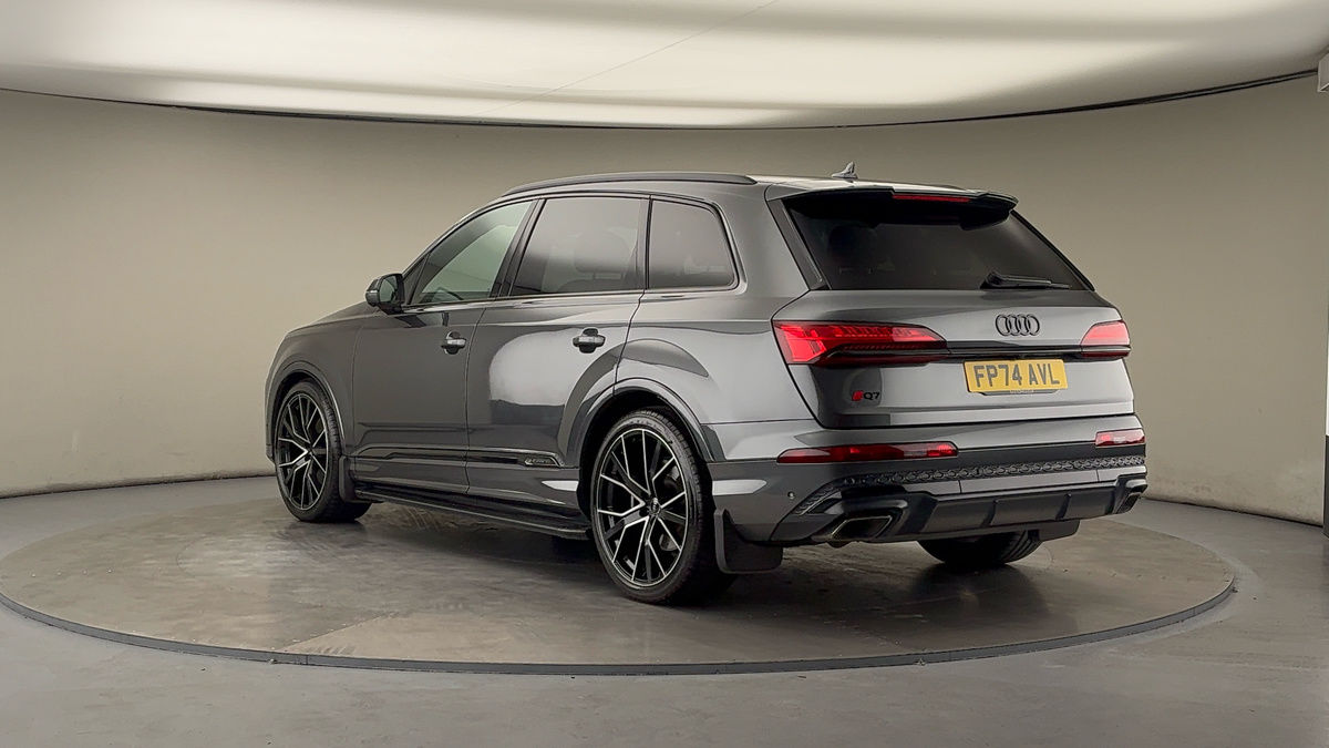 Audi Q7 Image 2