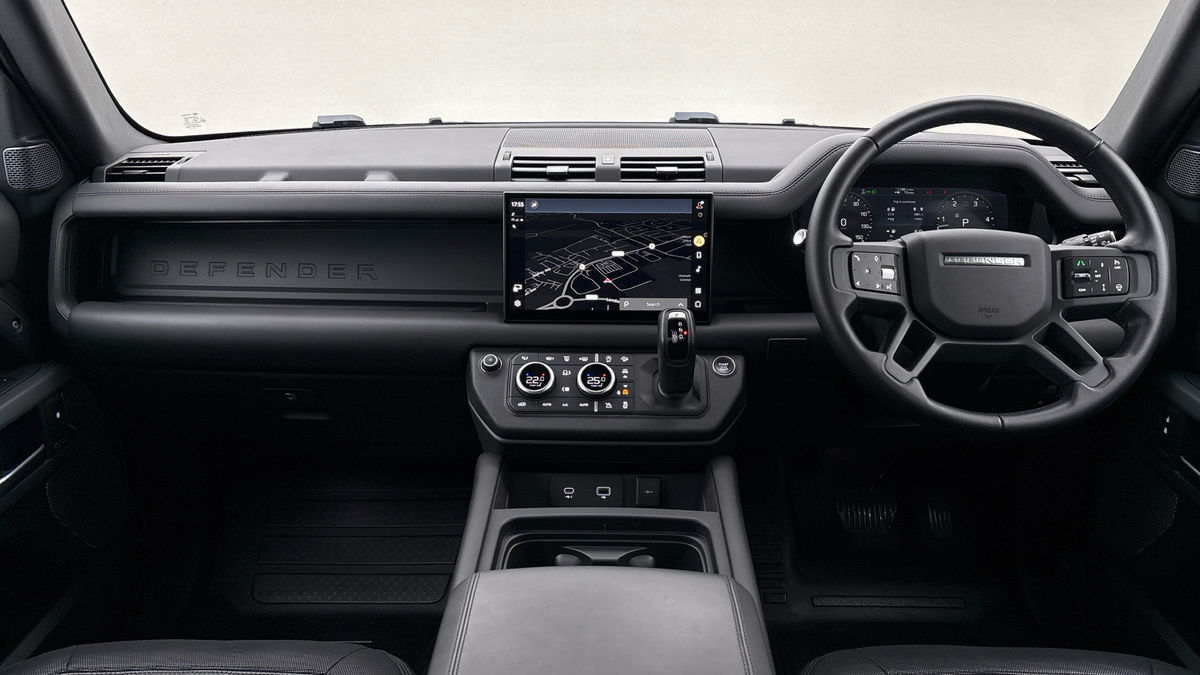 Land Rover Defender 110 Urban Image 23