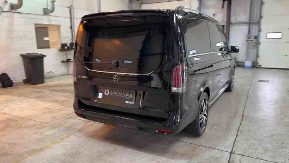 More views of Mercedes-Benz V Class