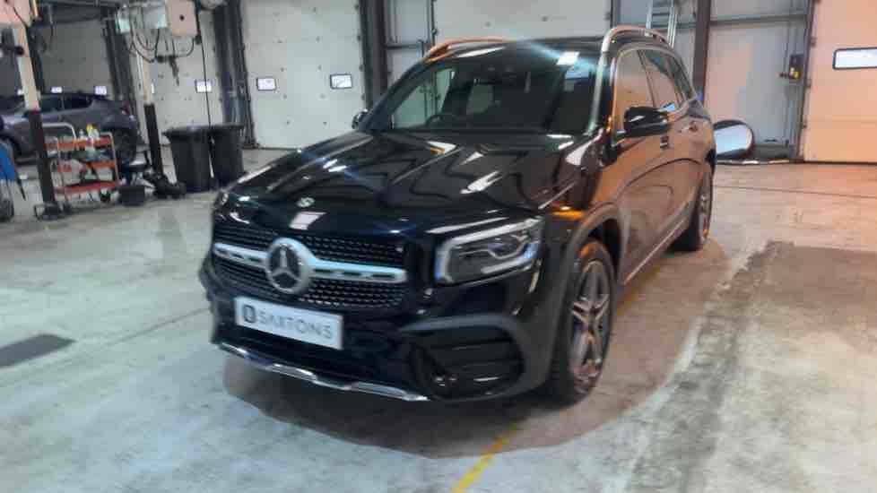 More views of Mercedes-Benz GLB