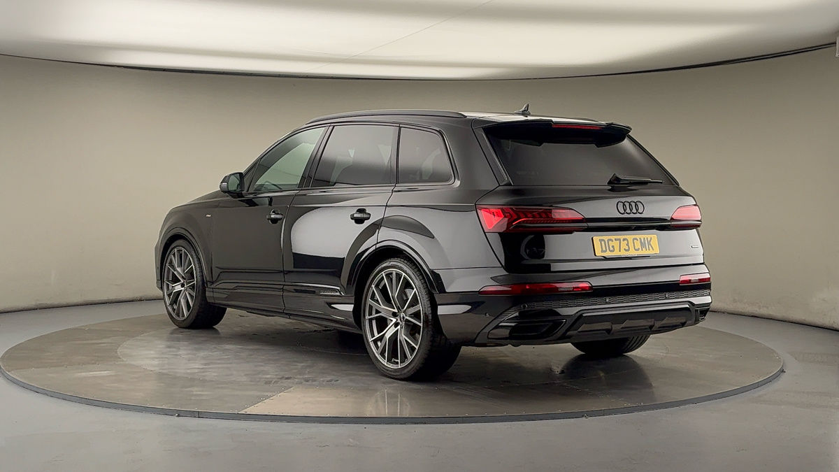 Audi Q7 Image 2