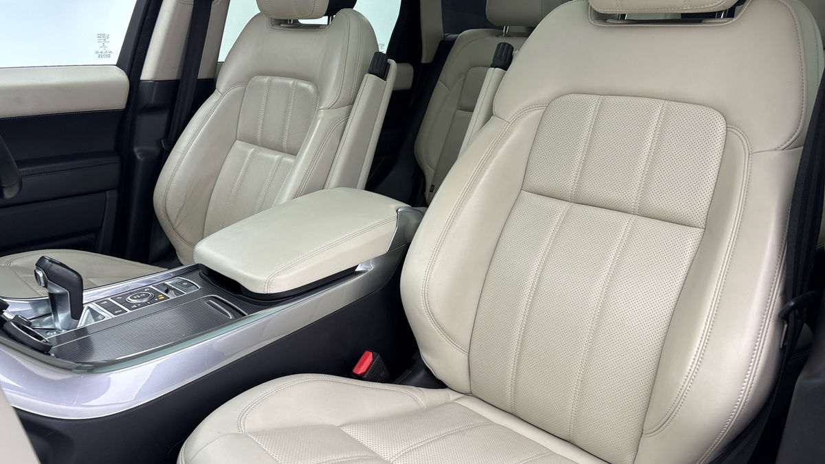 Land Rover Range Rover Sport Image 7