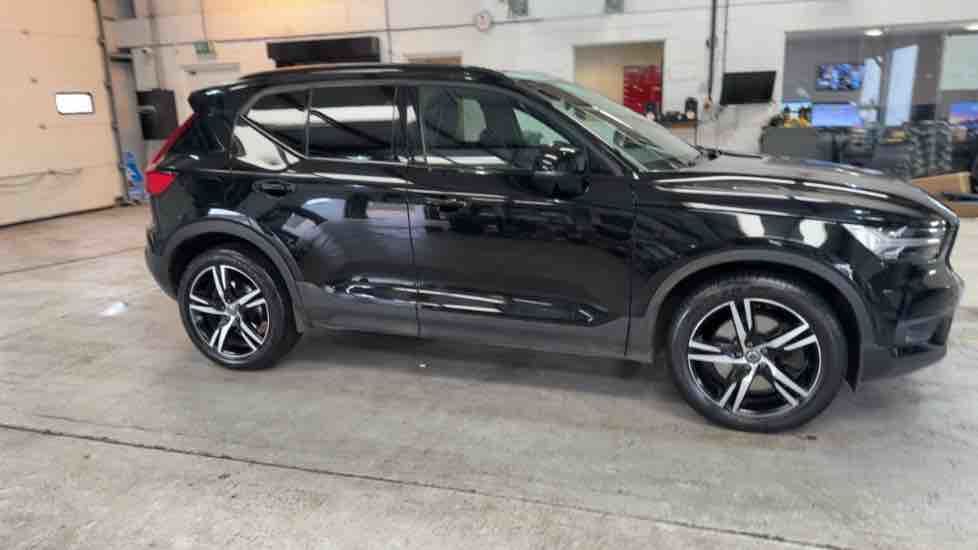 More views of Volvo XC40