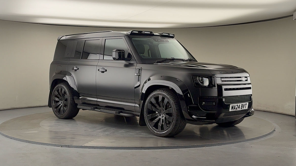 More views of Land Rover Defender 110