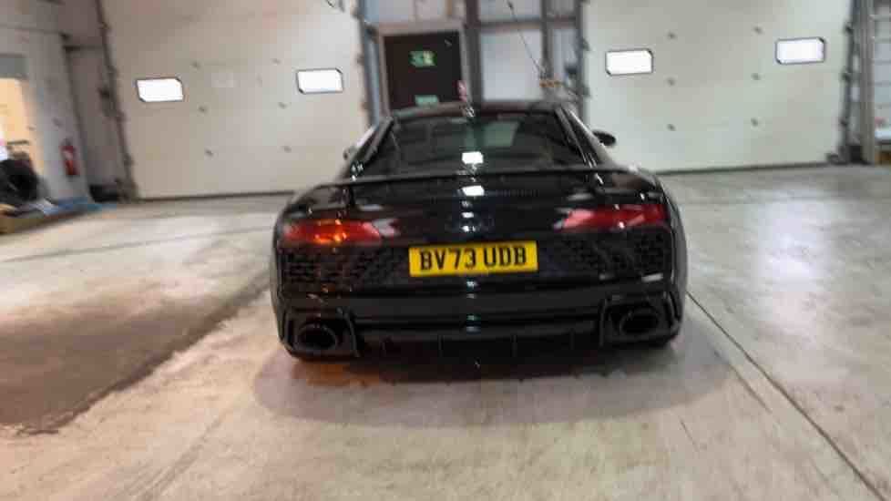 More views of Audi R8