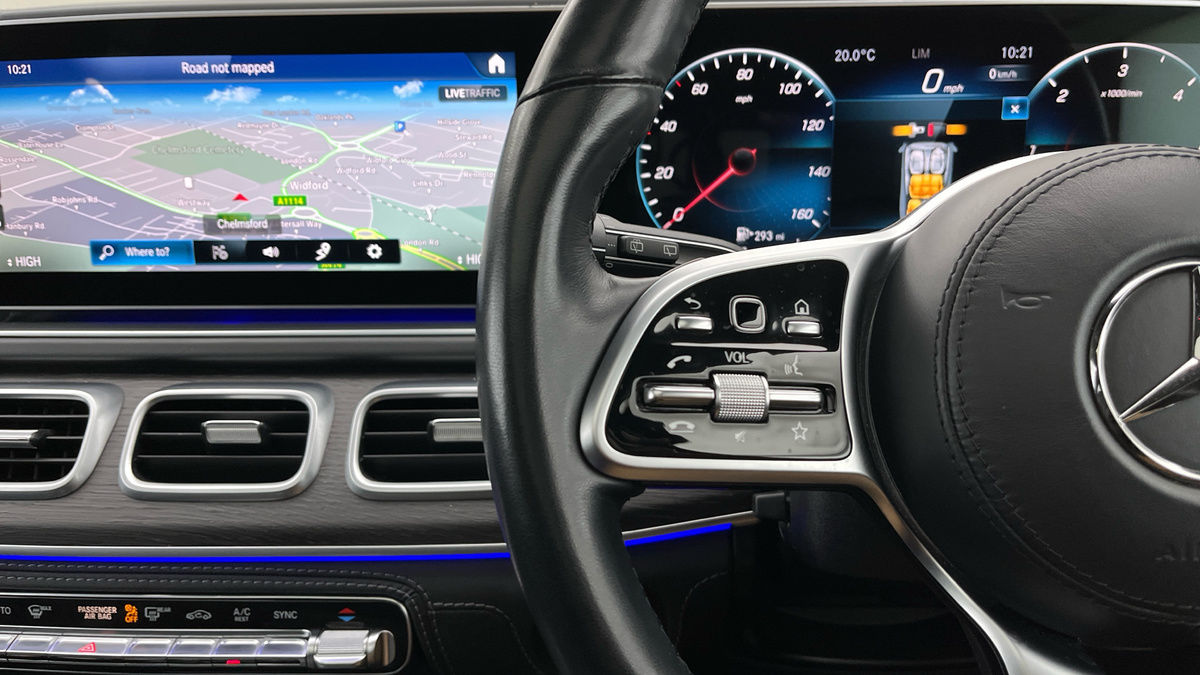Mercedes-Benz GLS Image 13