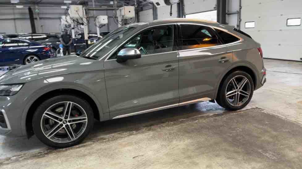 More views of Audi SQ5