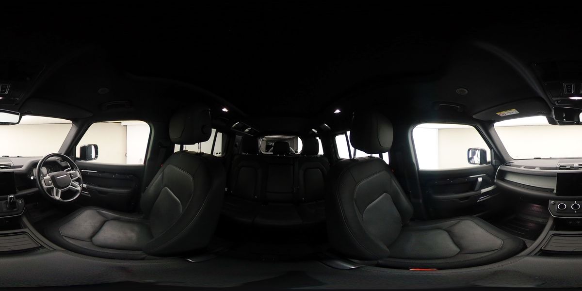 More views of Land Rover Defender 110