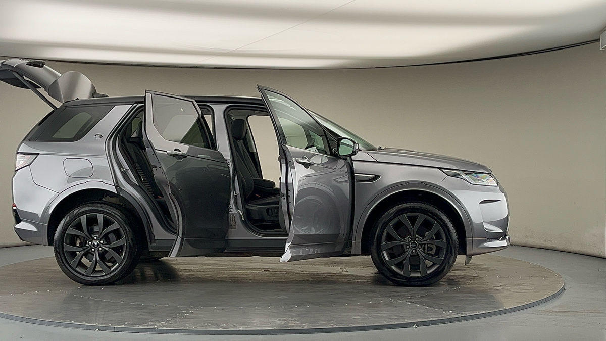 More views of Land Rover Discovery Sport