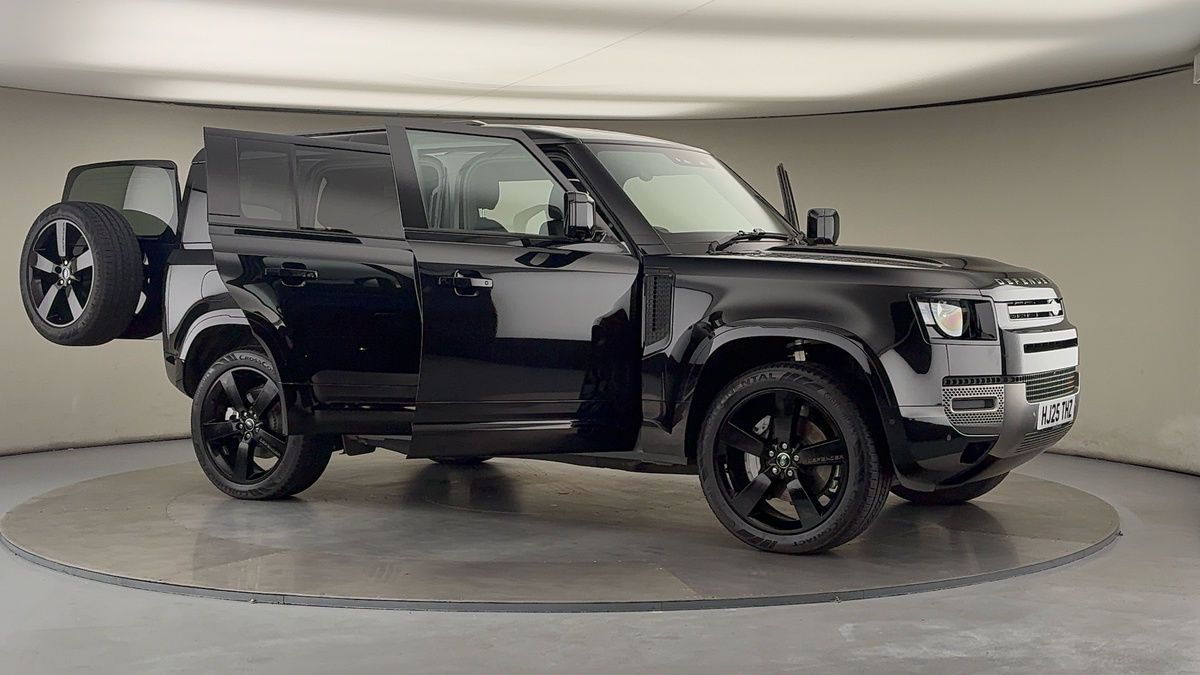 More views of Land Rover Defender 110