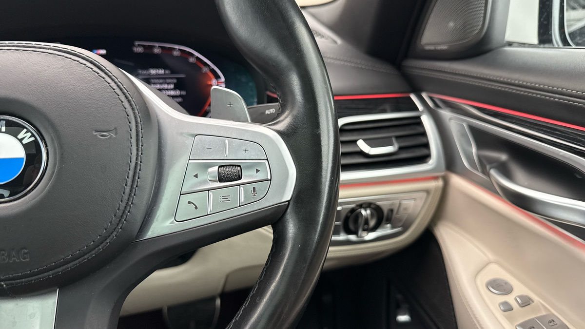 BMW 7 Series Image 14