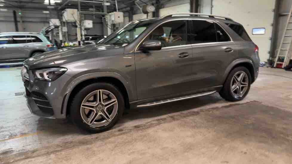 More views of Mercedes-Benz GLE