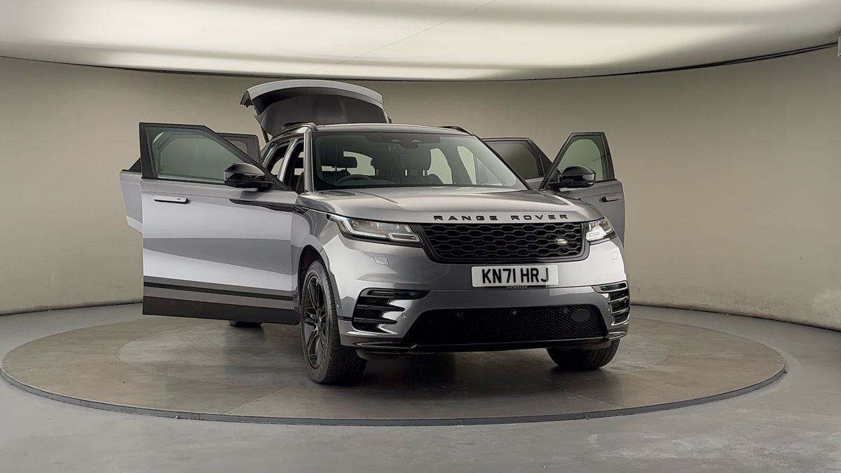More views of Land Rover Range Rover Velar