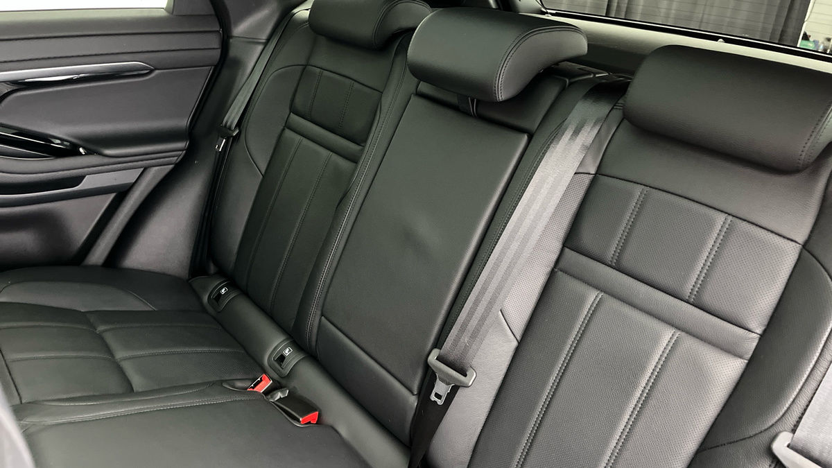 Land Rover Range Rover Evoque Image 8
