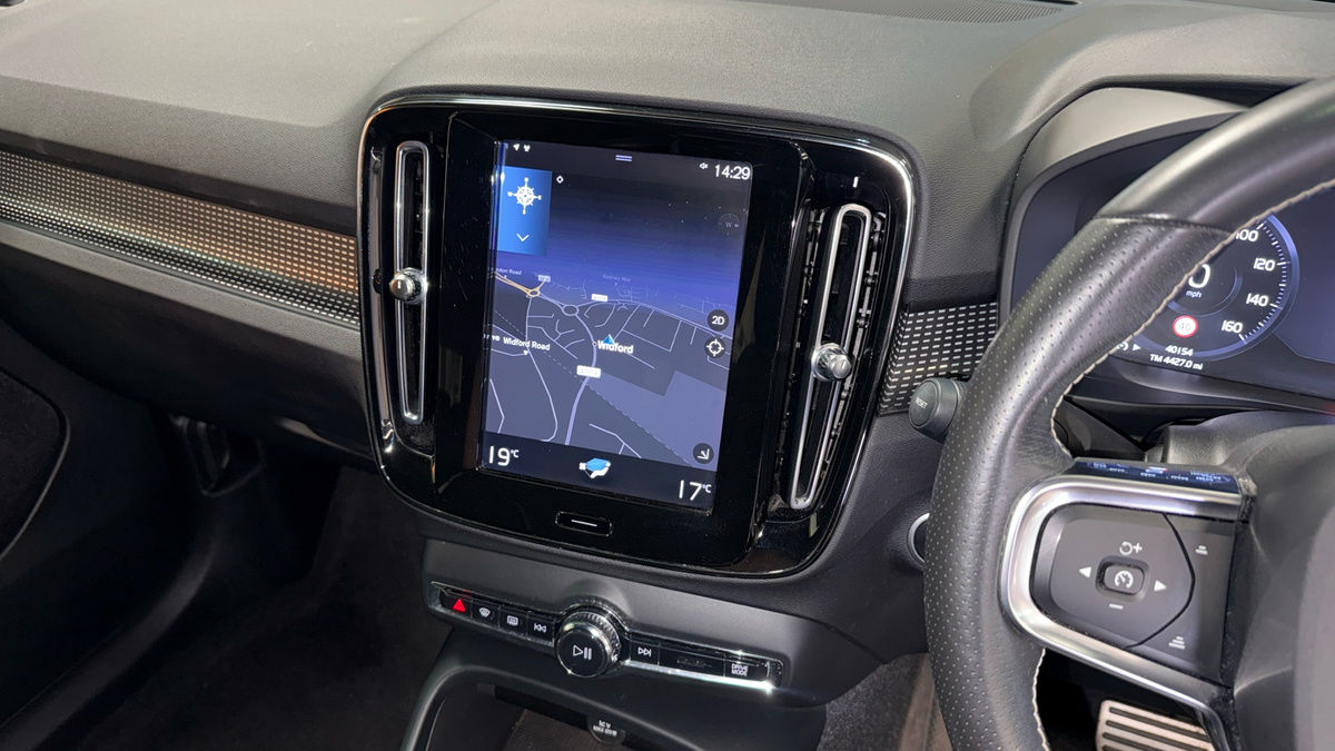 Volvo XC40 Image 17